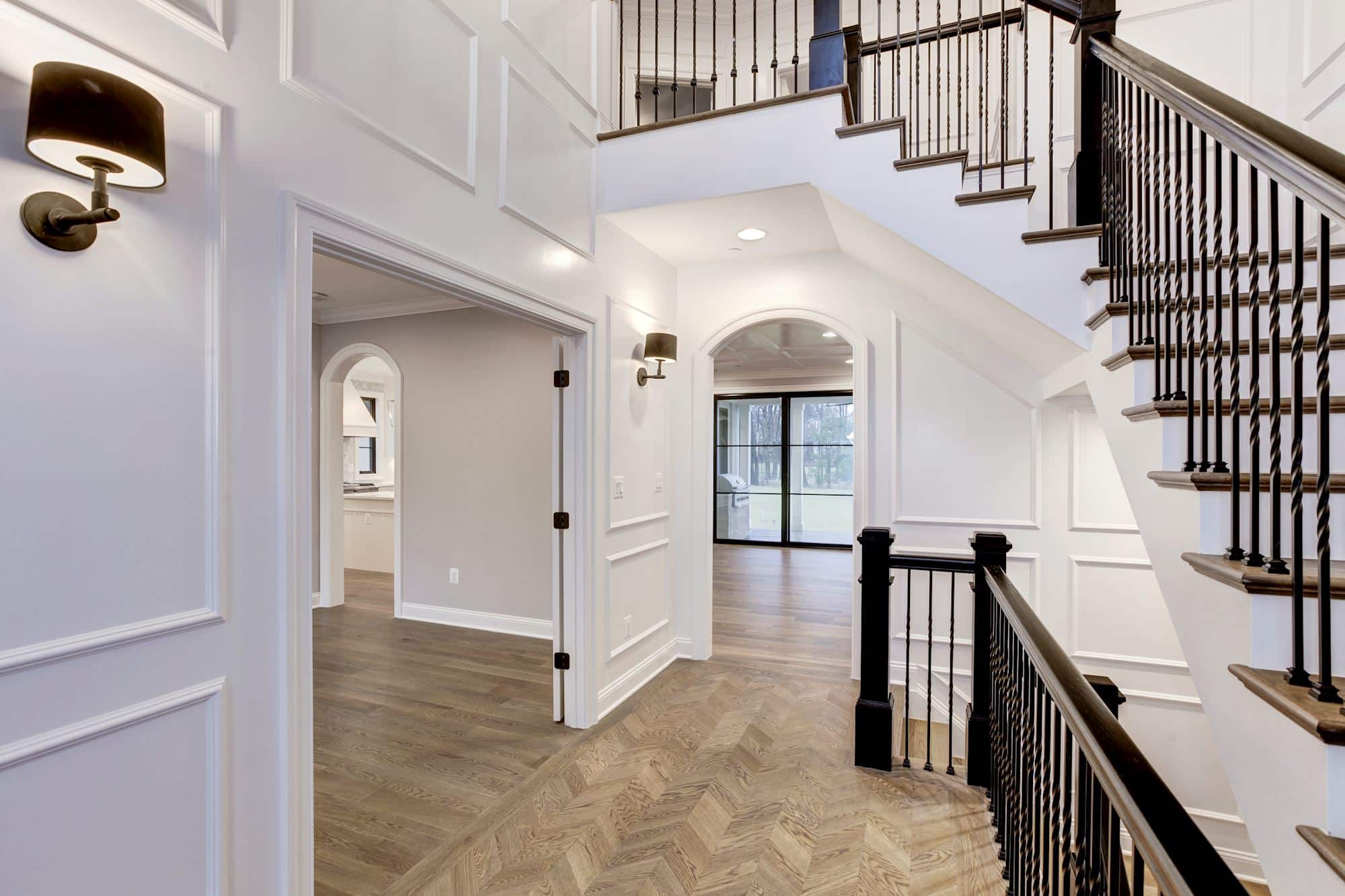 Open staircase landing — light moves through naturally