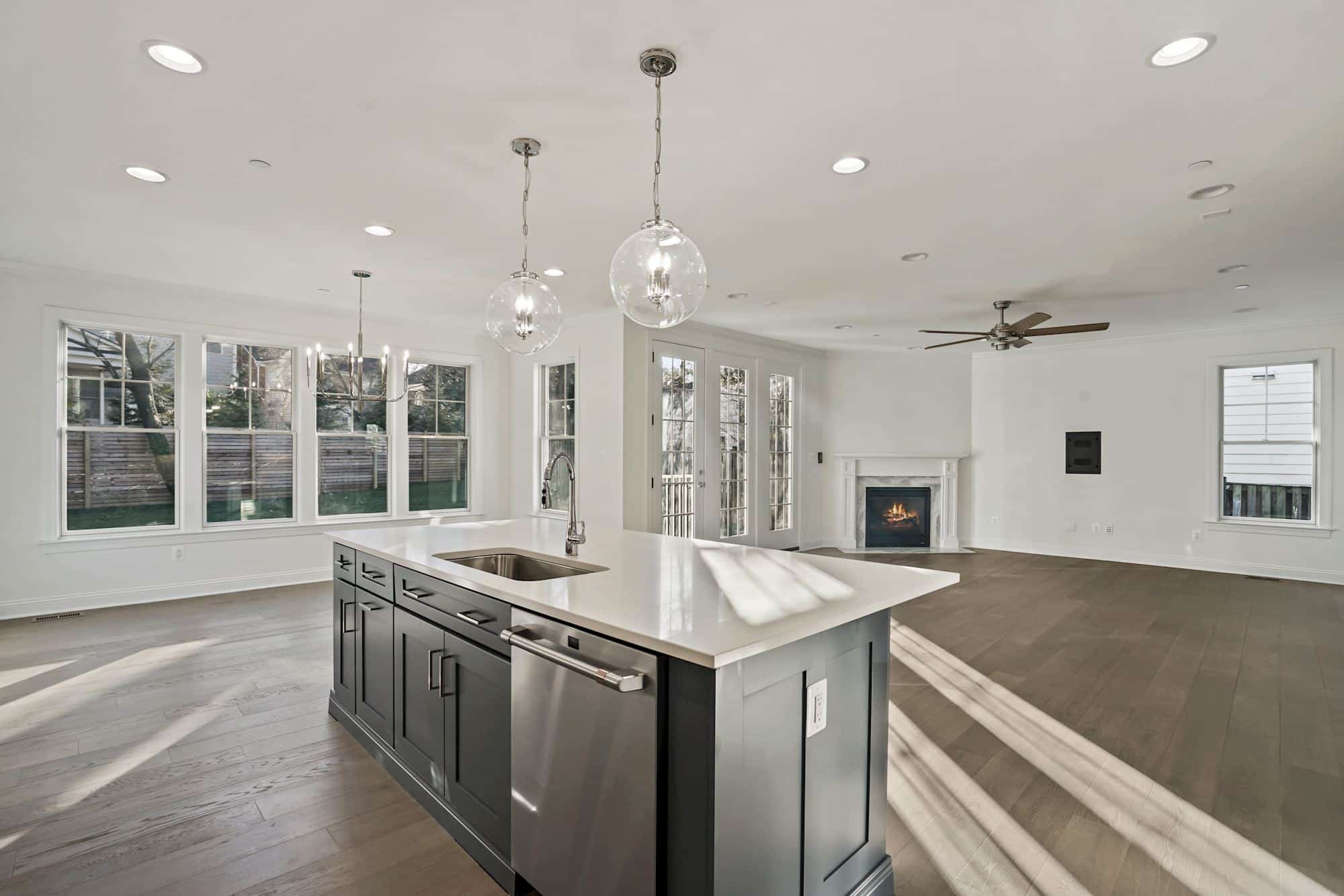 Sink, dishwasher, and fire - all within reach.