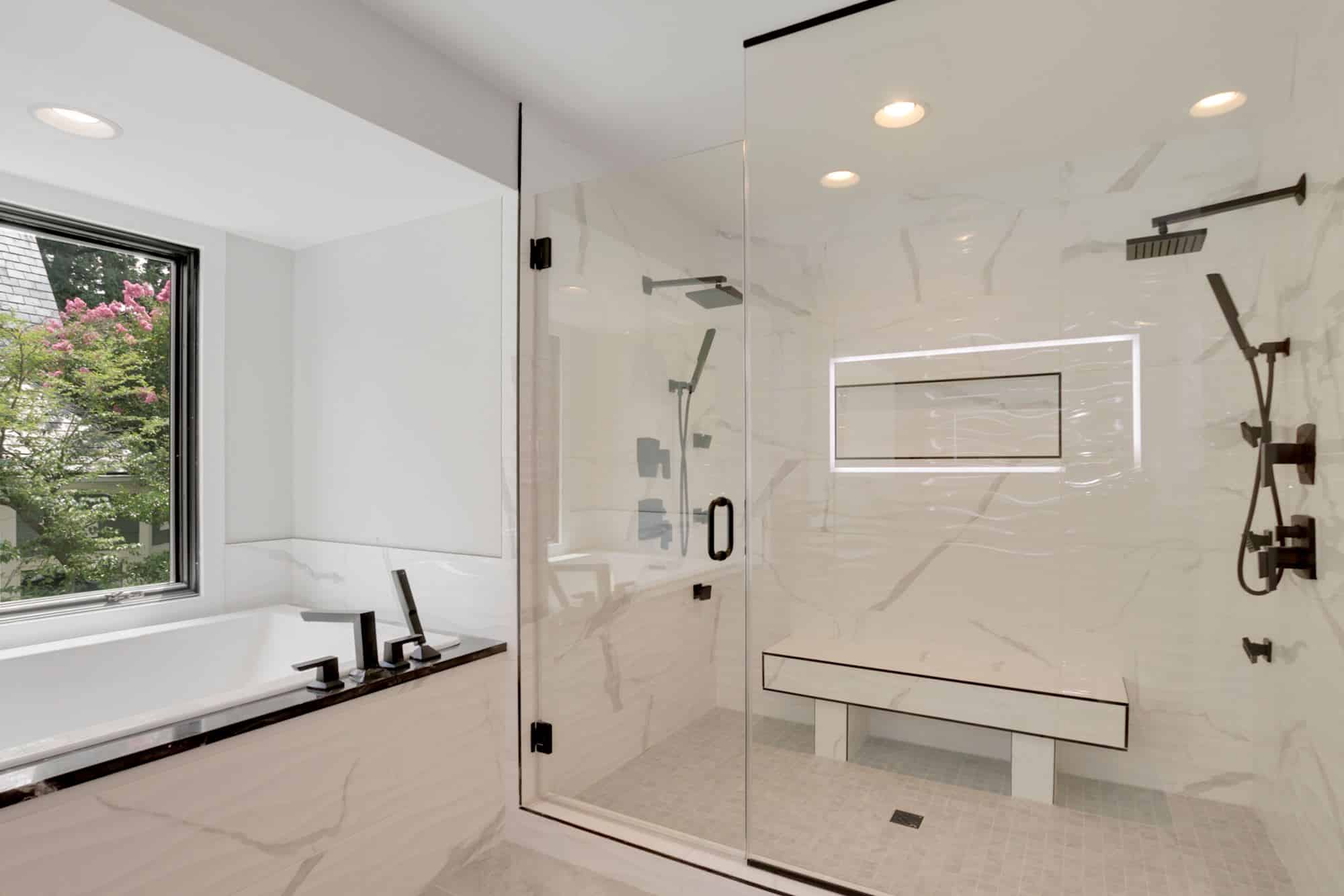 A primary bath with no compromises