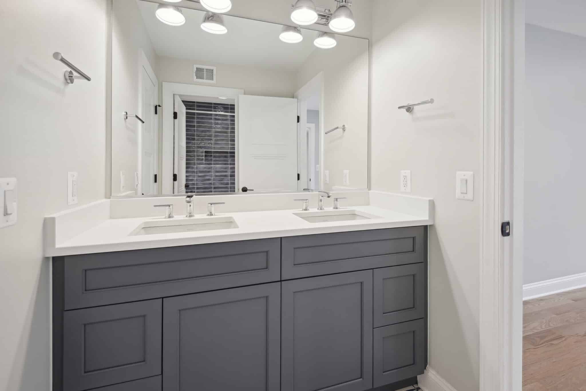 Two sinks, zero compromises