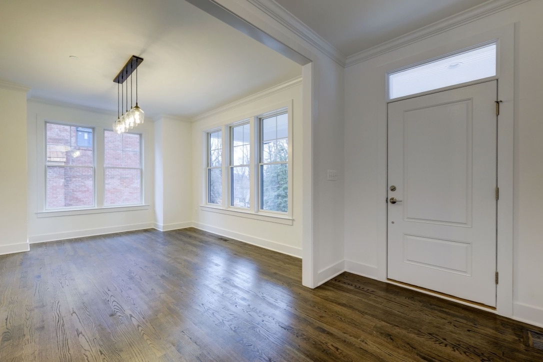 First room in, and already you want to stay.