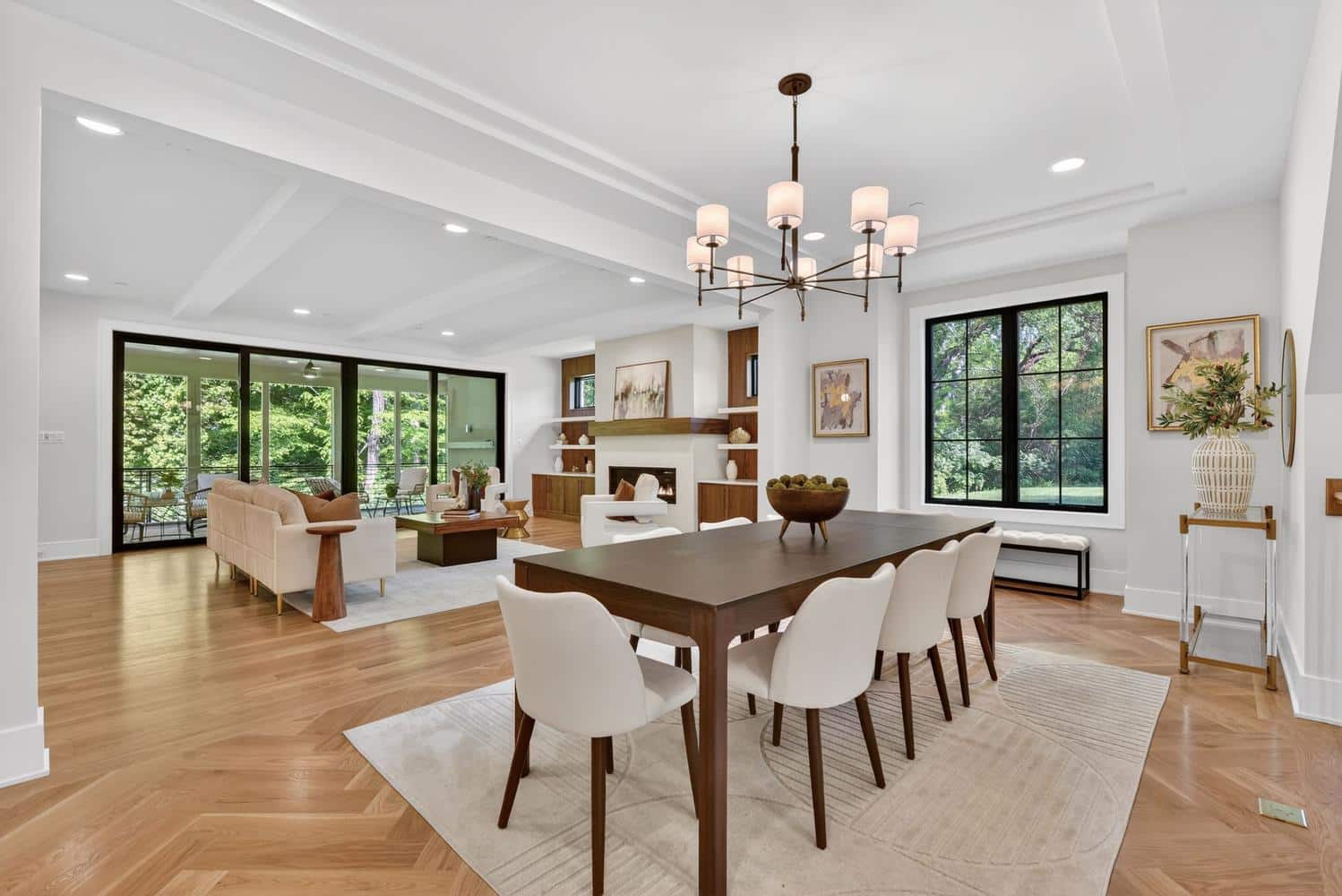 Dining room that makes every dinner feel like an occasion.