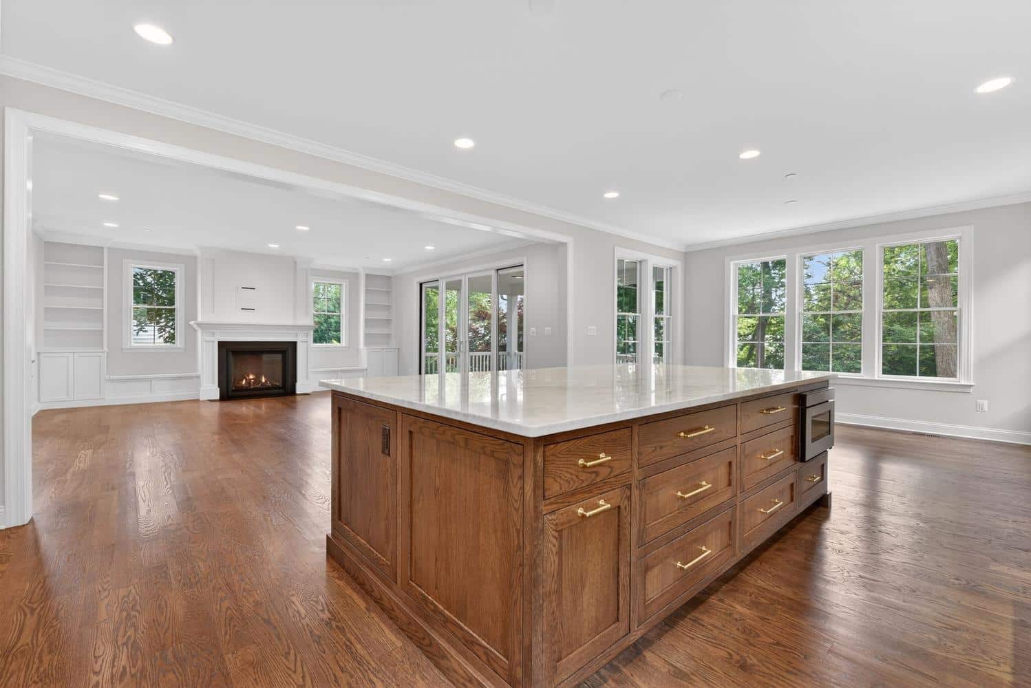 Island draws the eye straight to the hearth